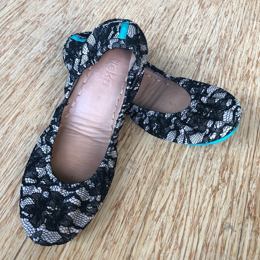 Nude Lace Tieks (Size US 8)